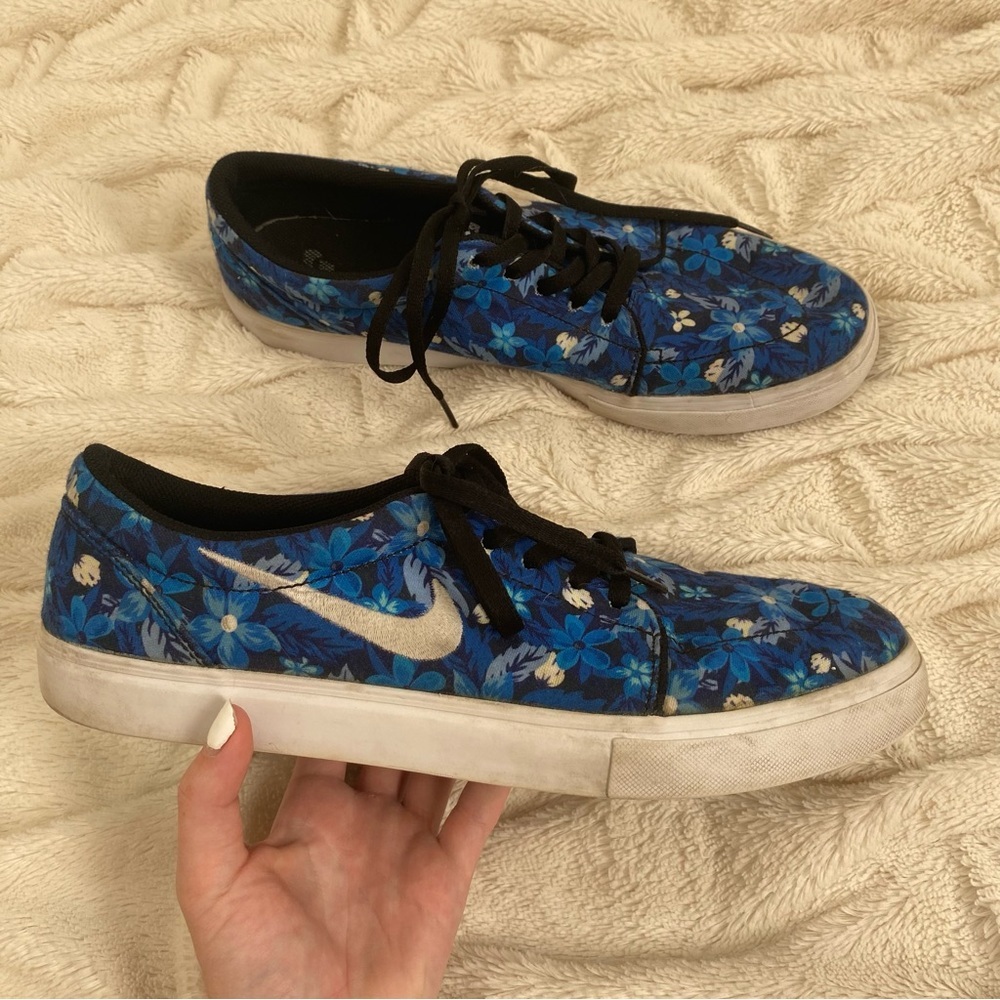 Nike SB Satire premium floral deep royal blue sneakers